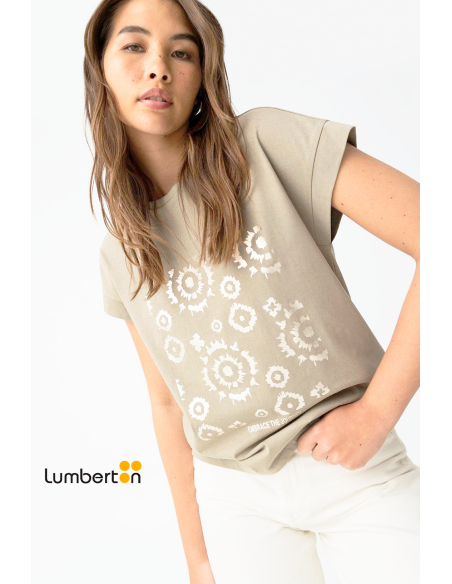 Camiseta verde con estampado frontal dorado KIKAV