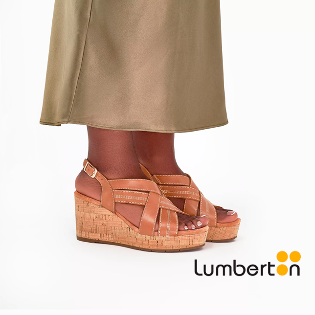 Zapato tiras marrones cruzadas SABINA