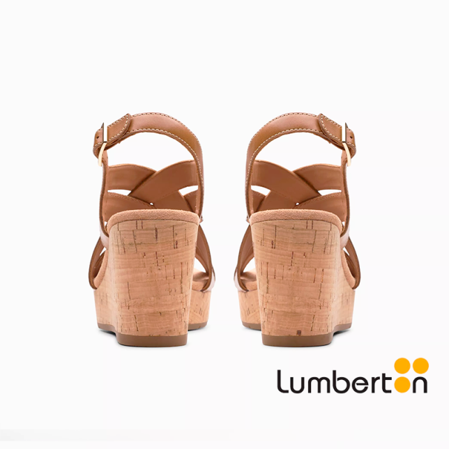 Zapato tiras marrones cruzadas SABINA