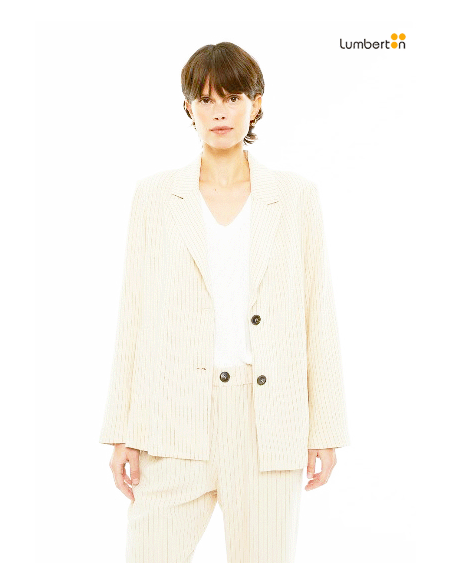 Americana recta de raya diplomática con bolsillos delanteros de vivoAM314