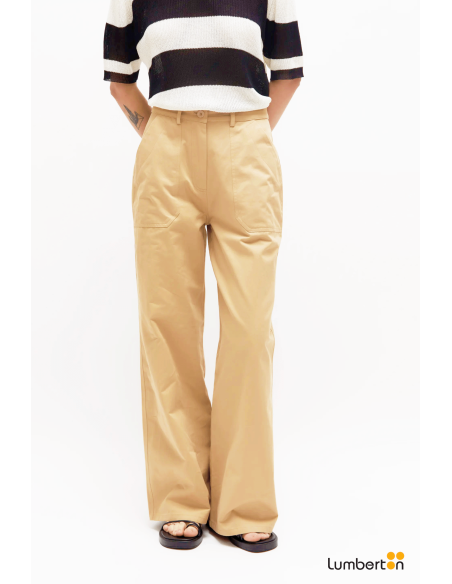 Pantalón recto con bolsillos de parche camel11223