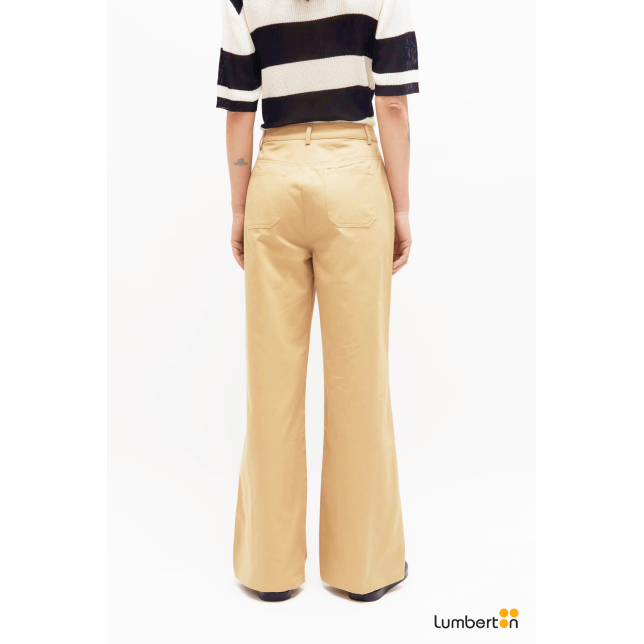 Pantalón recto con bolsillos de...