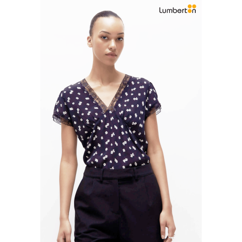 Top manga corta floral...