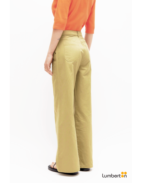 Pantalón recto bolsillos de parche verde11270