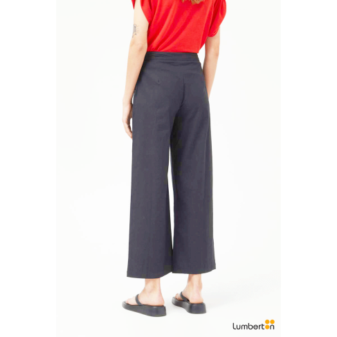 Pantalón de traje recto...