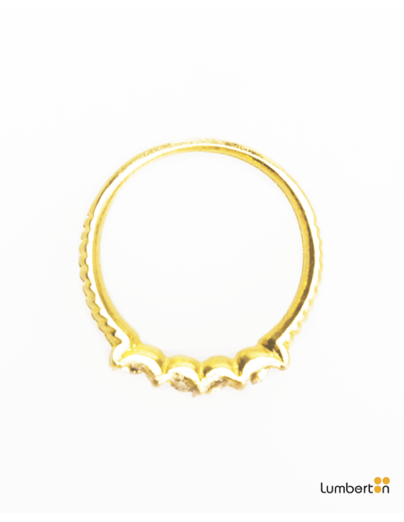 Anillo fino color oro con pedrería de colorBI725