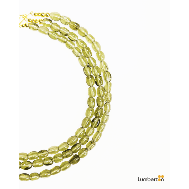 Collar verde triple diferentes...