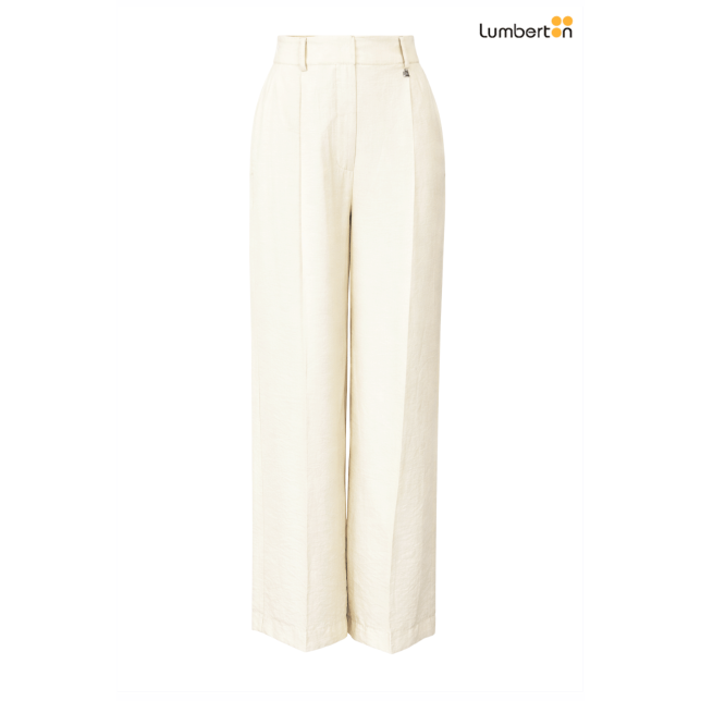 Traje Beige Solapas Fruncidas...