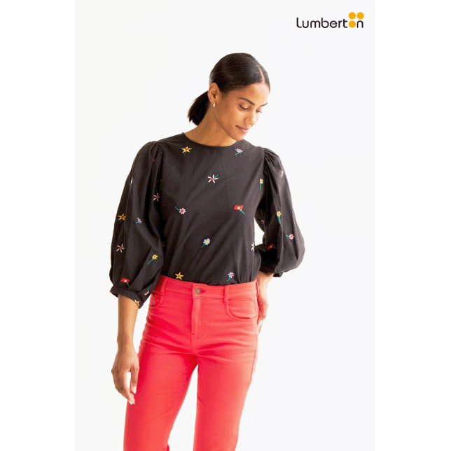 Top Negro Estampado Flores41038...