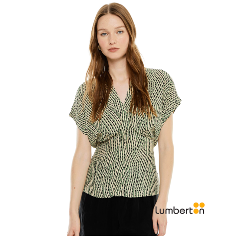 Camisa estampada con frunce...