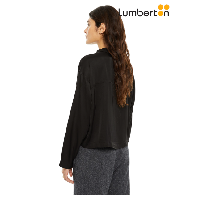 Camisa satinada con bolsillos frontal...