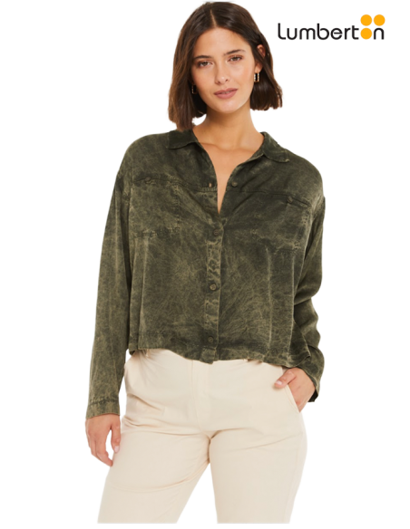 Camisa satinada con bolsillos delanteros