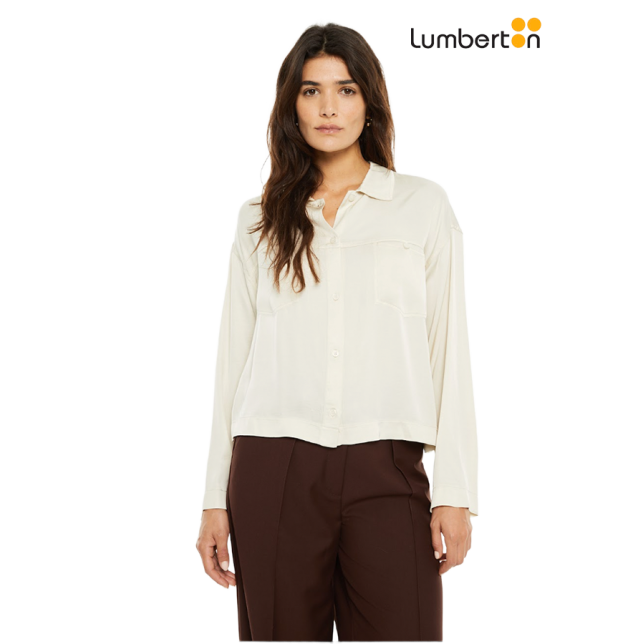 Camisa satinada con bolsillos...