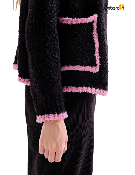 Chaqueta Negra Detalle Rosa10306 Compañía Fantástica