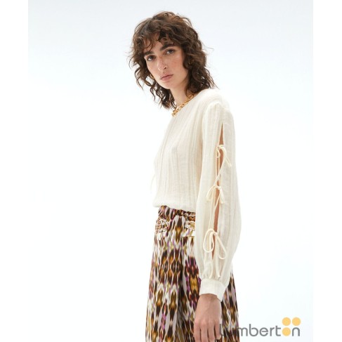 BLUSA LAZOS EN LA MANGA... 2