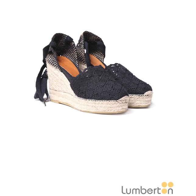 Sandalia negra ganchillo esparto...