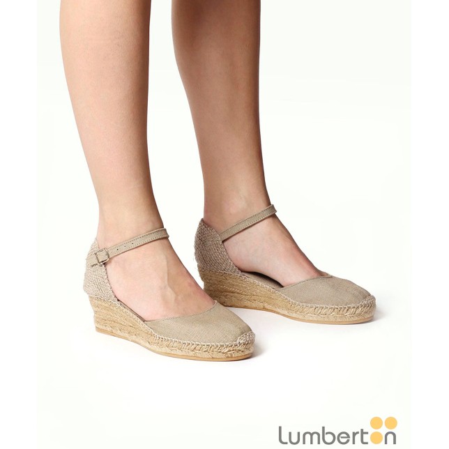 Sandalia beig tela cuña alta esparto...