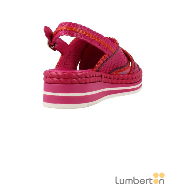 Sandalia fucsia trenzada cruzada... Sandalia fucsia trenzada cruzada...
