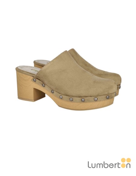 Zueco camel serraje tachuelas 160461C