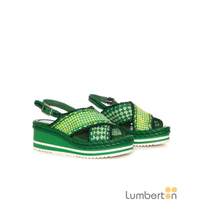 Sandalia trenzada verde cruzada con...