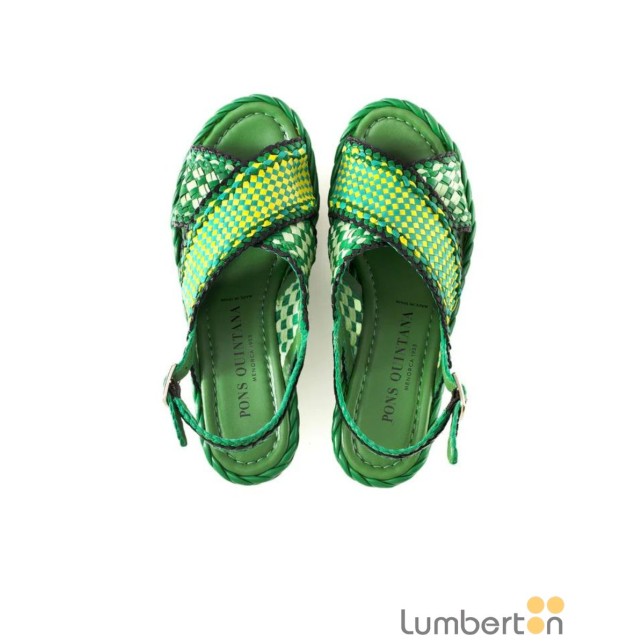 Sandalia trenzada verde cruzada con...