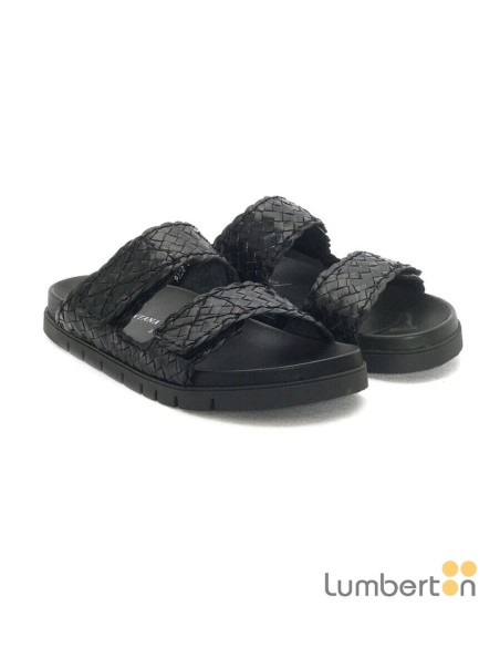 Sandalia negra trenzada tiras velcro CAIMAN