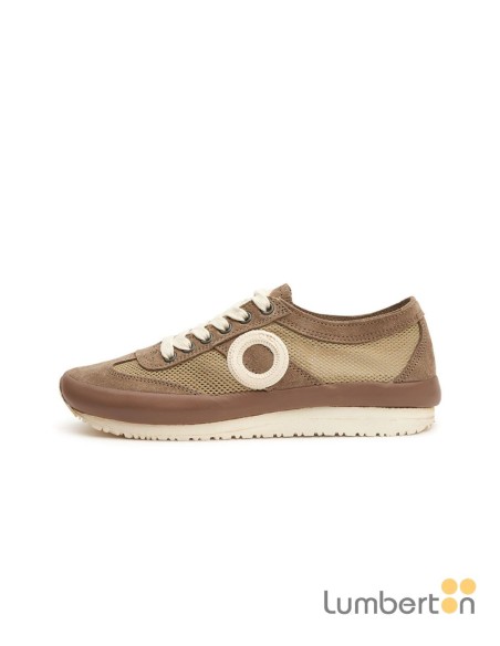 Zapatillas caladas con suela marrón JOANACO