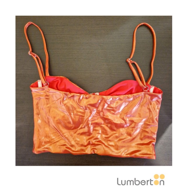 Top de tirantes naranja eléctrico...