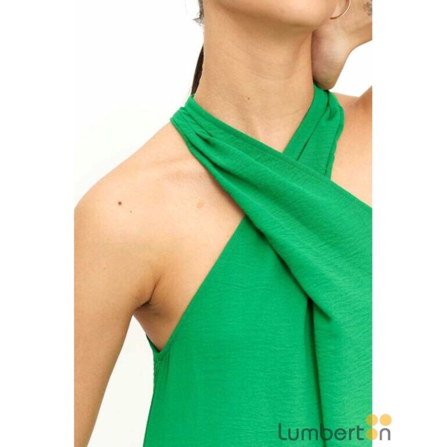 Vestido largo verde cuello halter... Vestido largo verde cuello halter...