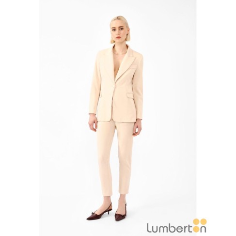 Traje chaqueta  beige...