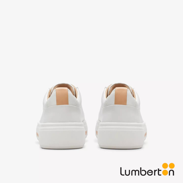 Zapatilla Piel Blanca Detalles Camel... Zapatilla Piel Blanca Detalles Camel...