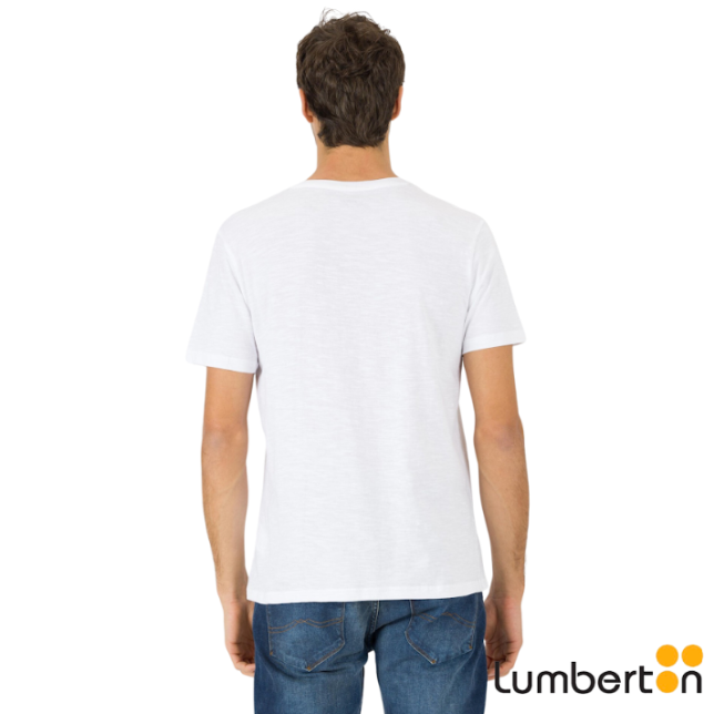 Camiseta básica con botones en cuello...