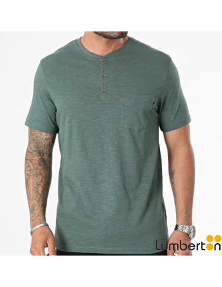 Camiseta básica con botones en cuello y bolsillo VerdeBRIANV